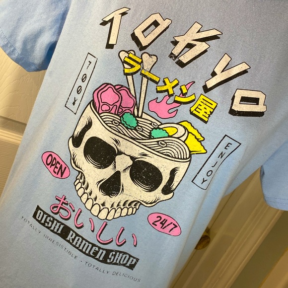 Dishi Ramen Shop Skull Ramen Noodles Rad Top - Picture 4 of 10